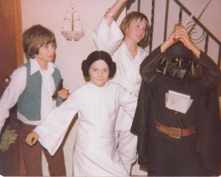 Illustration for article titled A Treasure Trove of Awesome Old-School Star Wars Costumes